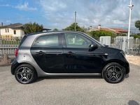 Begagnad Smart ForFour Passion 90 HK (66 kW) 2018 Svart Halvkombi