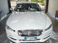 Usata Jaguar XE 200 CV (147 kW) 2019 Bianco Berlina