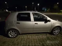 Usata Fiat Punto 60 CV (44 kW) 2002 Grigio Utilitaria