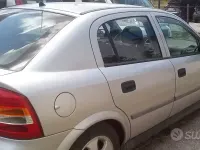 Usata Opel Astra 101 CV (74 kW) 2001 Grigio Berlina