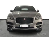 Usata Jaguar F-Pace 204 CV (150 kW) 2022 Grigio SUV