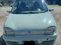 Usata Fiat 600 54 CV (39 kW) 2026 Verde SUV