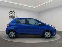 Usata Toyota Yaris Active 69 CV (50 kW) 2018 Blu Berlina