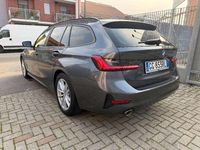 Usata BMW 316 Advantage 122 CV (89 kW) 2021 Grigio scuro Station wagon
