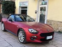 Usata Fiat 124 Spider Lusso 140 CV (102 kW) 2017 Rosso Cabrio