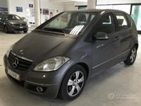 Usata Mercedes A180 Elegance 110 CV (80 kW) 2010 Grigio Monovolume