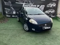 Usata Fiat Grande Punto Active 65 CV (47 kW) 2007 Bluazzurro Utilitaria