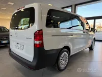 Usata Mercedes Vito 136 CV (100 kW) 2022 Bianco Furgone
