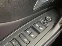 Usado Peugeot 308 Allure 131 CV (96 kW) 2024 Gris Familiar