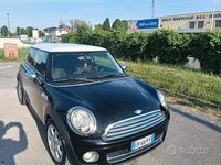 Usata Mini Cooper 112 CV (82 kW) 2010 Nero Utilitaria
