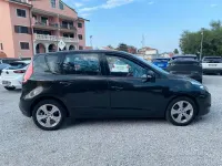 Usata Renault Scénic Luxe 110 CV (80 kW) 2009 Nero Monovolume
