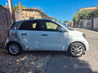 Usata Smart ForFour 64 CV (47 kW) 2017 Bianco Utilitaria