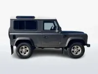 Usata Land Rover Defender S 122 CV (89 kW) 2009 Grigio SUV