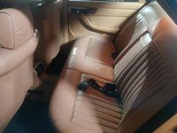 Usata Mercedes E280 1983 Blu Berlina