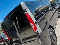 Usata Opel Vivaro 2013 Nero Monovolume