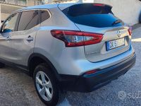 Usata Nissan Qashqai Acenta 2018 Grigio SUV