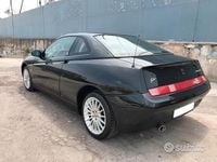 Usata Alfa Romeo GTV 150 CV (110 kW) 1997 Nero Coupé