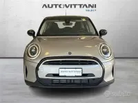 Usata Mini Cooper Essential 136 CV (100 kW) 2024 Grigio chiaro Utilitaria