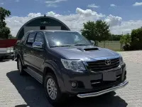 Usata Toyota HiLux 144 CV (105 kW) 2014 Grigio Pick-up