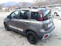 Usata Fiat Panda Cross Cross 69 CV (50 kW) 2023 Grigio scuro Utilitaria