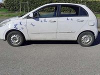 Usata Tata Indica 57 CV (41 kW) 2012 Bianco Berlina