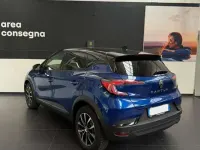 Usata Renault Captur Techno 101 CV (74 kW) 2025 Blu iron SUV