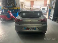 Usata Renault Clio 90 CV (66 kW) 2023 Grigio Utilitaria