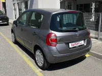 Usata Renault Modus Expression 75 CV (55 kW) 2009 Grigio Monovolume