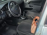 Usata Ford Fiesta 80 CV (58 kW) 2004 Verde Utilitaria