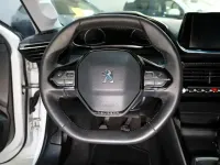 Usata Peugeot 208 Active 102 CV (75 kW) 2022 Bianco Utilitaria