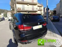 Usata BMW X5 Luxury Line 218 CV (160 kW) 2014 Nero SUV