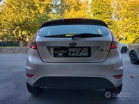 Second-hand Ford Fiesta 60 CP (44 kW) 2010 Argintiu Hatchback