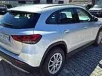 Occasion Mercedes GLA200 Business 150 ch (110 kW) 2021 Argent SUV