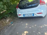 Usata Volvo V40 115 CV (84 kW) 2015 Bianco Berlina