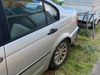 Usata BMW 318 1999 Grigio Berlina