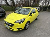 Usata Opel Corsavan 2017 Giallo Utilitaria