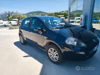 Usata Fiat Grande Punto Lounge 77 CV (56 kW) 2014 Bluazzurro Utilitaria
