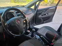 Usata Fiat Punto 90 CV (66 kW) 2011 Grigio Utilitaria