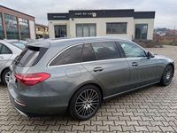 Usata Mercedes C200 Advanced 163 CV (119 kW) 2024 Grigio Station wagon