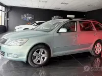 Occasion Skoda Octavia Elegance 140 ch (102 kW) 2012 Gris Break