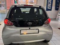 Usata Toyota Aygo Connect Style 2011 Argento Utilitaria