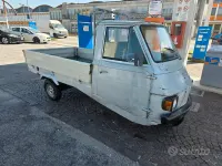 Usata Piaggio APE 10 CV (7 kW) 1993 Grigio Berlina