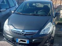 Usata Opel Corsa 85 CV (62 kW) 2013 Grigio Utilitaria