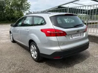 Usata Ford Focus 120 CV (88 kW) 2017 Grigio Station wagon