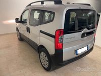 Usata Peugeot Bipper Outdoor 75 CV (55 kW) 2014 Grigio Monovolume