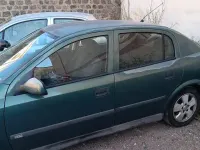 Usata Opel Astra 101 CV (74 kW) 2002 Verde Berlina
