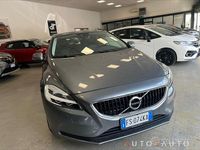 Usata Volvo V40 Business Edition 122 CV (89 kW) 2018 Grigio Berlina