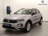 Käytetty VW T-Roc Life 110 HP (80 kW) 2023 Hopea Katumaasturi