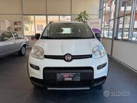 Usata Fiat Panda 4x4 S 85 CV (62 kW) 2020 Bianco Utilitaria