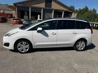 Usata Peugeot 5008 Allure 116 CV (85 kW) 2015 Bianco Monovolume